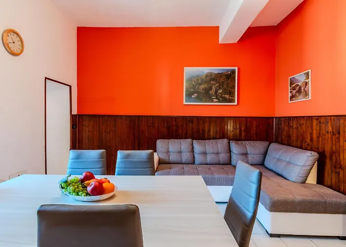 Angela By Interhome Perledo